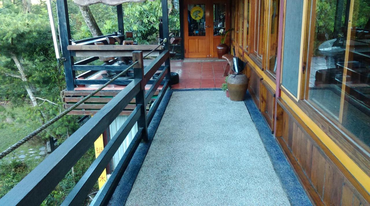 Hong Wa Cuo南投埔里紅瓦厝山居民宿 Exterior photo